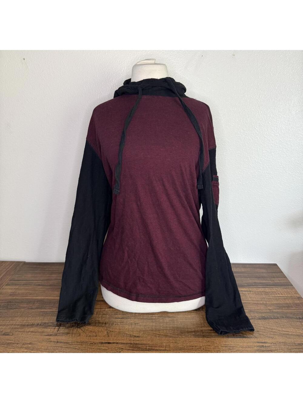 Distortion Riot Burgundy and Black Hoodie Size Large